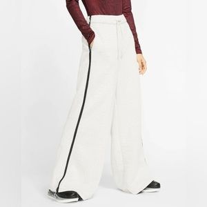 BRAND NEW Nike Wide Leg Sweatpants